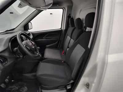 Fiat Doblo 1.6 MJET Cargo CLIM / CARPLAY (2023) - Foto 7