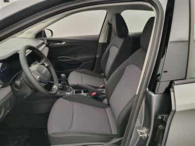 Skoda Fabia 1.0i Selection CARPLAY / FULL LED / KEYLESS / PDC AR (2026) - Foto 7