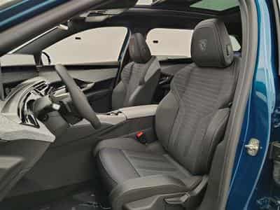 Peugeot 5008 1.2 HYBRID 145cv e-DSC6 GT 7pl. NAVI / FULL LED / PANO / CAM (2025) - Photo 7
