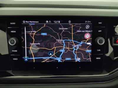 VW Taigo 1.0 TSI 115cv DSG R-Line NAVI / CARPLAY / CAMERA (2025) - Photo 11