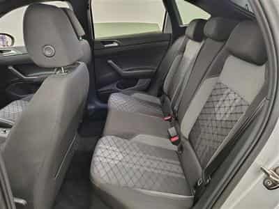 VW Taigo 1.0 TSI 115cv DSG R-Line NAVI / CARPLAY / CAMERA (2025) - Photo 13
