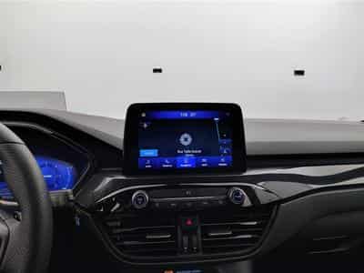 Ford Kuga 2.0 TDCi 120cv PowerShift ST-Line NAVI / FULL LED / CAMERA (2023) - Photo 11