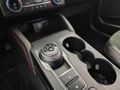 Ford Kuga 2.0 TDCi 120cv PowerShift ST-Line NAVI / FULL LED / CAMERA (2023) - Photo 12