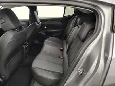 Peugeot 408 1.2 Hybrid 145cv e-DCS6 Allure NAVI / FULL LED / CAMERA (2024) - Foto 13