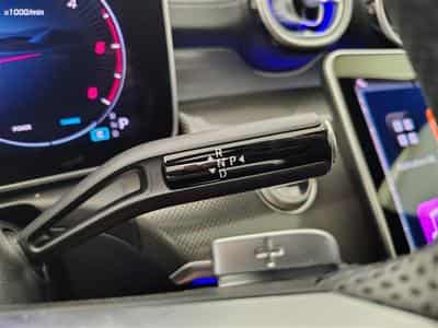 Mercedes C 200 d MHEV • STAR EDITION • AMG LINE • PACK NIGHT (2025) - Foto 12