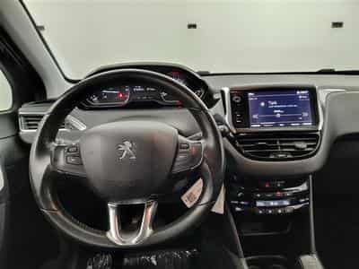 Peugeot 2008 1.2 PureTech 82Cv Active CLIM / BLUETOOTH / PDC (2019) - Foto 9