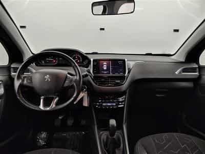 Peugeot 2008 1.2 PureTech 82Cv Active CLIM / BLUETOOTH / PDC (2019) - Foto 8