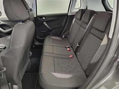 Peugeot 2008 1.2 PureTech 82Cv Active CLIM / BLUETOOTH / PDC (2019) - Foto 13