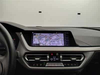 BMW 116 i Business Line NAVI / FULL LED / ALU / PDC (2021) - Photo 11
