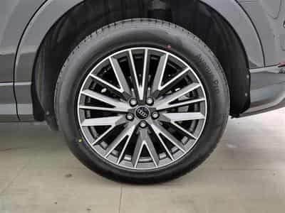 Audi Q3 35 TFSI S-line **NAVI/CAM/ALCANTARA/AUTO** (2023) - Photo 6