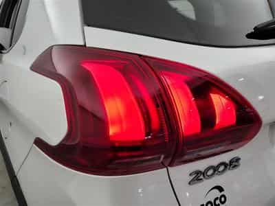 Peugeot 2008 1.2 PureTech 110cv Crossway NAVI / TOIT PANO / CUIR PARTIEL (2019) - Foto 15