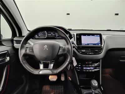 Peugeot 2008 1.2 PureTech 110Cv AUTO GT Line NAVI / CARPLAY / CAMERA (2019) - Photo 9