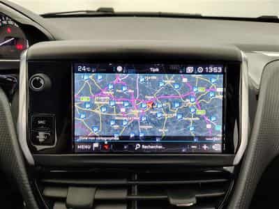 Peugeot 2008 1.2 PureTech 110Cv AUTO GT Line NAVI / CARPLAY / CAMERA (2019) - Photo 11