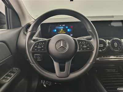 Mercedes GLA 180 d Business Line Navi / PDC av+ar (2022) - Foto 9