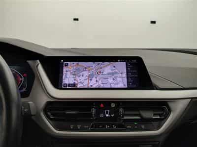 BMW 118 118iA Business Line NAVI/FULL LED/JA17/PDC AV AR (2022) - Photo 11