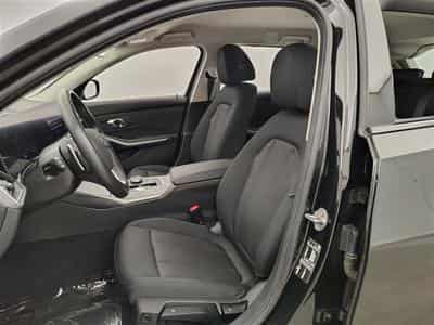 BMW 318 318iA Touring Navi Cockpit / Led / PDC av+ar (2024) - Photo 7
