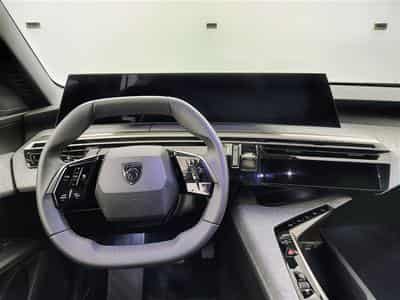 Peugeot 5008 1.2 HYBRID 136cv e-DSC6 Allure Pack 7pl. NAVI / CAMERA 360° (2025) - Photo 9