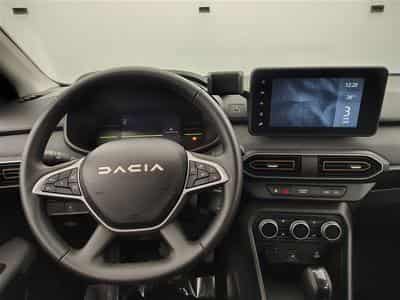 Dacia Jogger Hybrid 1.6 Extreme 7PL / NAVI / CARPLAY / CAMERA (2025) - Foto 9