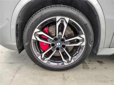 BMW X1 1.5iA sDrive18 Pack M PRO NAVI / FULL LED / PANO / JA 19" (2025) - Photo 6