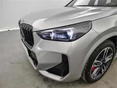 BMW X1 1.5iA sDrive18 Pack M PRO NAVI / FULL LED / PANO / JA 19" (2025) - Photo 15