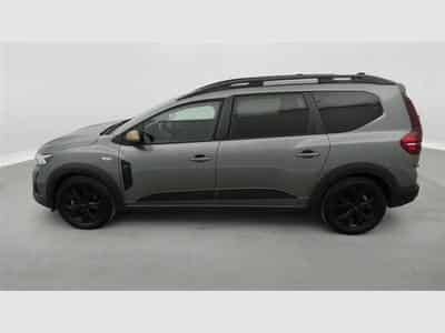 Dacia Jogger Hybrid 1.6 Extreme 7PL / NAVI / CARPLAY / CAMERA (2025) - Foto 3