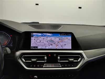 BMW 318 Touring 318 dA Pack M S-CUIR / NAVI / CARPLAY / CAMERA (2021) - Foto 11