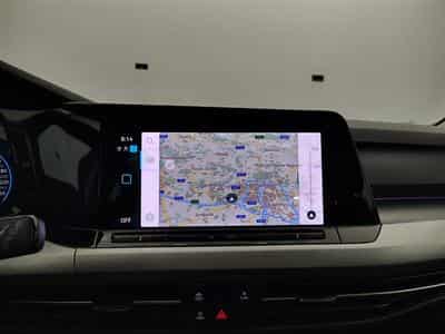 VW Golf 1.0 eTSI Life DSG NAVI / FULL LED / CARPLAY (2023) - Photo 11