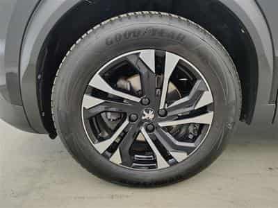 Peugeot 2008 1.2 PureTech Allure S-CUIR/NAVI/LED/JA17/PDC (2023) - Photo 6