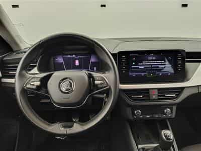 Skoda Kamiq 1.0 TSI Ambition NAVI/CARPLAY/PDC/JA (2021) - Foto 9
