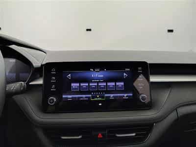 Skoda Fabia 1.0 TSI 95cv Selection CARPLAY / FULL LED / PDC AR / JA 15" (2025) - Foto 11