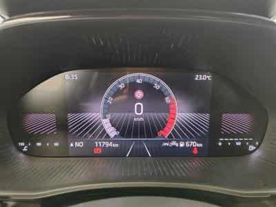 Skoda Fabia 1.0 TSI 95cv Selection CARPLAY / FULL LED / PDC AR / JA 15" (2025) - Foto 10