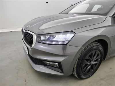 Skoda Fabia 1.0 TSI 95cv Selection CARPLAY / FULL LED / PDC AR / JA 15" (2025) - Foto 15