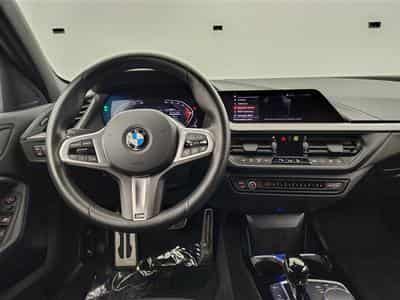 BMW 116 dA Pack M Navi Cockpit / Led / PDC av+ar (2024) - Foto 9