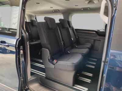 Ford Tourneo 2.0 TDCi 136cv L2H1 9pl. NAVI / CLIM AUTO / CAMERA / JA 17" (2024) - Foto 13