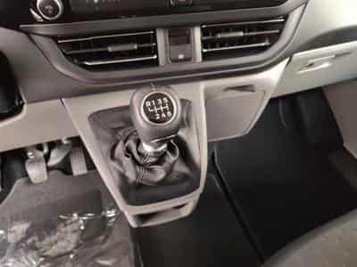 Ford Tourneo 2.0 TDCi 136cv L2H1 9pl. NAVI / CLIM AUTO / CAMERA / JA 17" (2024) - Foto 12