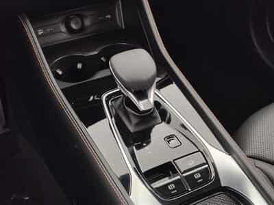 MG HS 1.5 Hybrid+ Luxury CUIR / NAVI / CAMERA360° / CARPLAY (2026) - Photo 12