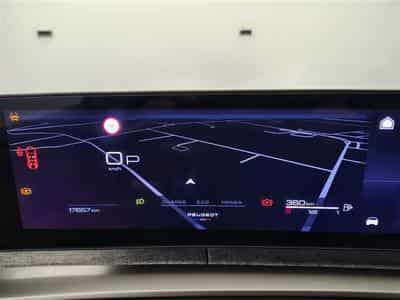 Peugeot 5008 1.2 Hybrid 145Cv e-DCS6 GT 7PL / NAVI / CARPLAY / CAMERA (2025) - Photo 10