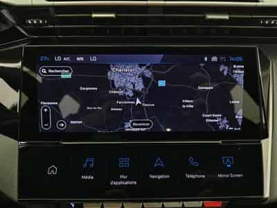 Peugeot 308 1.5 BlueHDi 130cv EAT8 Allure NAVI / FULL LED / CAMERA 360° (2026) - Photo 11