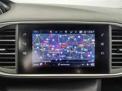 Peugeot 308 1.2 PureTech 130cv EAT8 GT Line NAVI / FULL LED / JA 17" (2019) - Foto 11