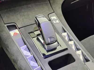 DS Automobiles DS7 1.2 EAT8 Perform. Line NAVI / ALCANTARA / FULL LED (2021) - Foto 12