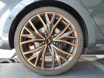 Cupra Leon VZ 2.0 TSI 301cv PANORAMA / SATELLITES (2024) - Foto 7