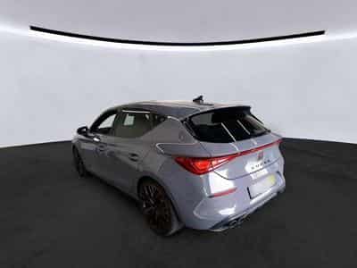 Cupra Leon VZ 2.0 TSI 301cv CAMERA / TOIT PANORAMIQUE (2024) - Foto 4