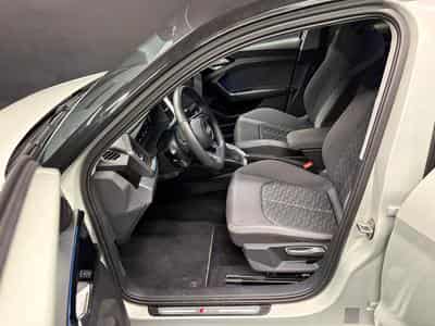 Audi A1 30 TFSI 115cv S-TRONIC Black Edition CAMERA/ECLAIRAGE D'AMBI (2025) - Photo 8