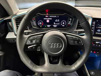 Audi A1 30 TFSI 115cv S-TRONIC Black Edition CAMERA/ECLAIRAGE D'AMBI (2025) - Photo 10