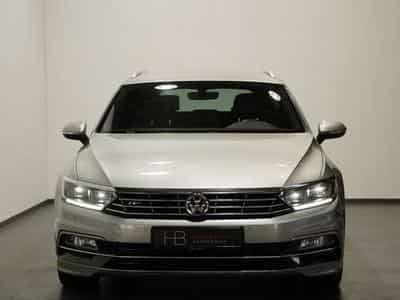 VW Passat Variant R Line 4M *2.HD *ACC *Massage * (2017) - Photo 2