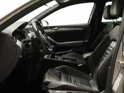 VW Passat Variant R Line 4M *2.HD *ACC *Massage * (2017) - Photo 8