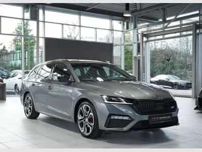 Skoda Octavia RS 4x4 *1.H *19 *Virtual*Pano*AHK*360° (2024) - Photo 5