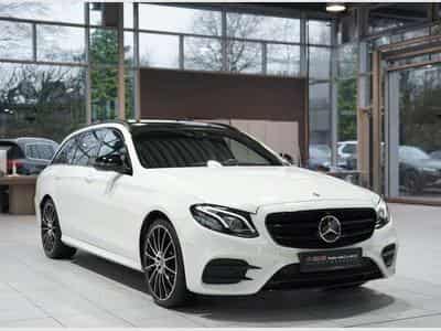 Mercedes E 400 d T 4M AMG Line *2.H *Distr.*Pano*H-UP*AHK (2018) - Photo 6