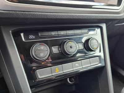 VW Touran 1.5 TSI 7 PLACES GPS BLUETOOTH APS AV/ARR PHARES LED (2019) - Photo 14