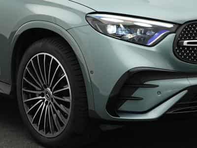 Mercedes GLC 220 d 4MATIC AMG-Line (2026) - Photo 9